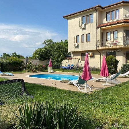 Guest House Golden Flake 4Km From Bolata Beach Bŭlgarevo 外观 照片