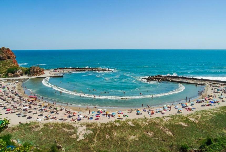 Guest House Golden Flake 4Km From Bolata Beach Bŭlgarevo 外观 照片