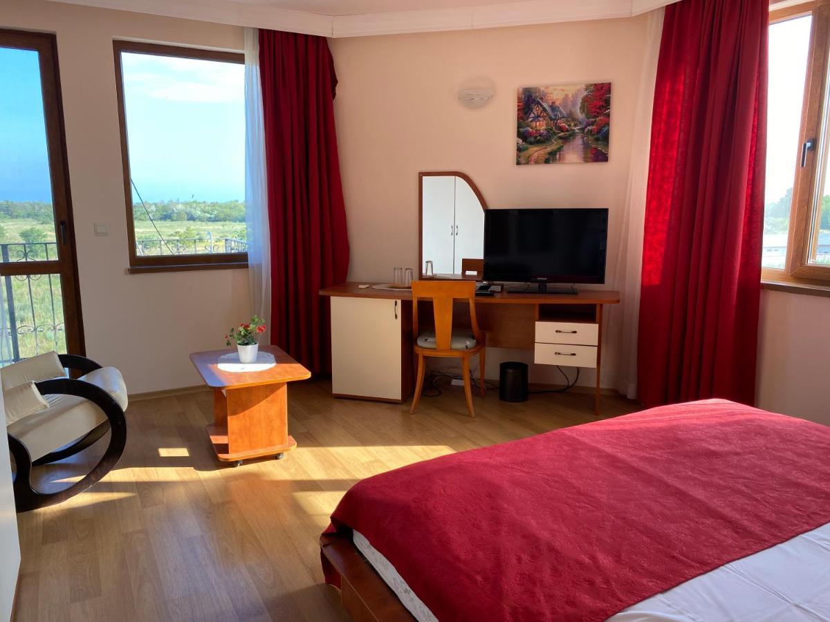 Guest House Golden Flake 4Km From Bolata Beach Bŭlgarevo 外观 照片