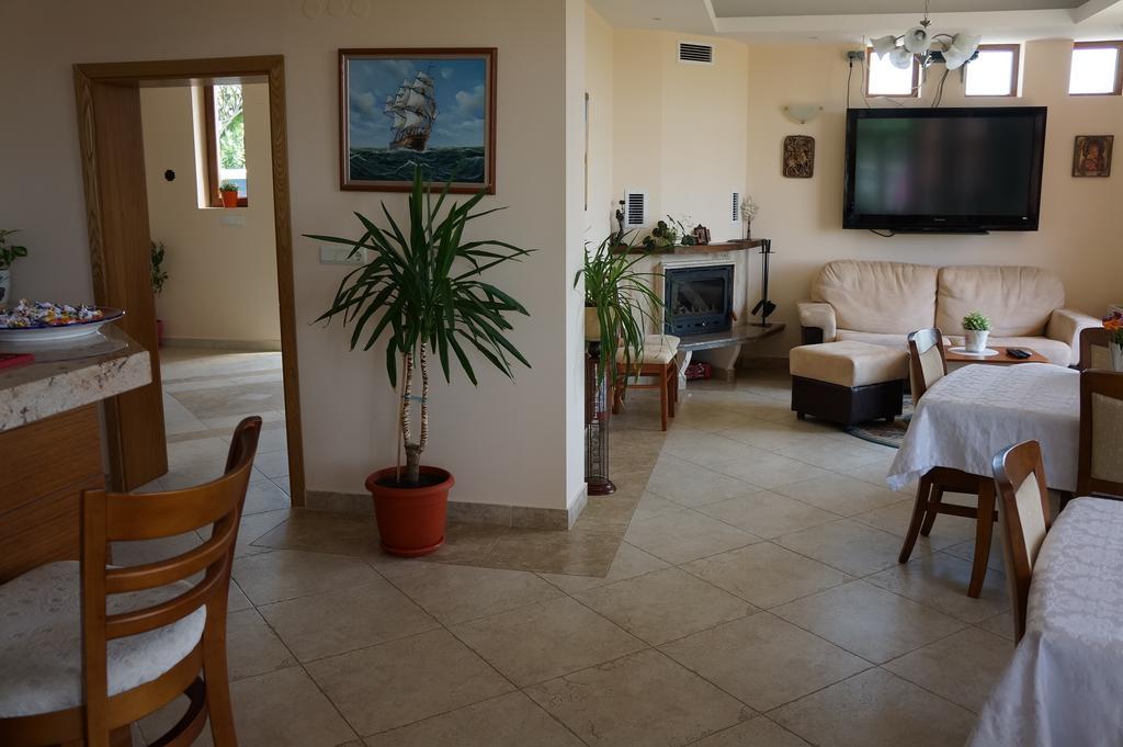 Guest House Golden Flake 4Km From Bolata Beach Bŭlgarevo 外观 照片
