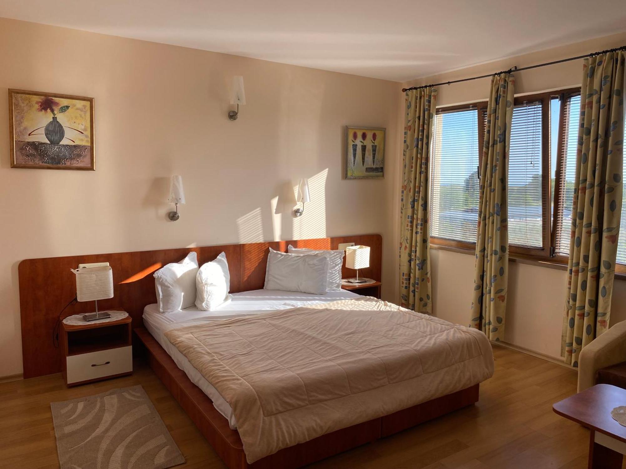 Guest House Golden Flake 4Km From Bolata Beach Bŭlgarevo 外观 照片